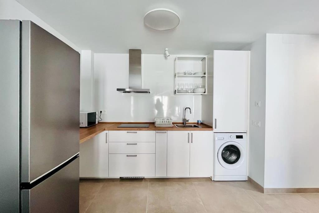 Lovely Apartment Close By City Center Malaga Exterior photo